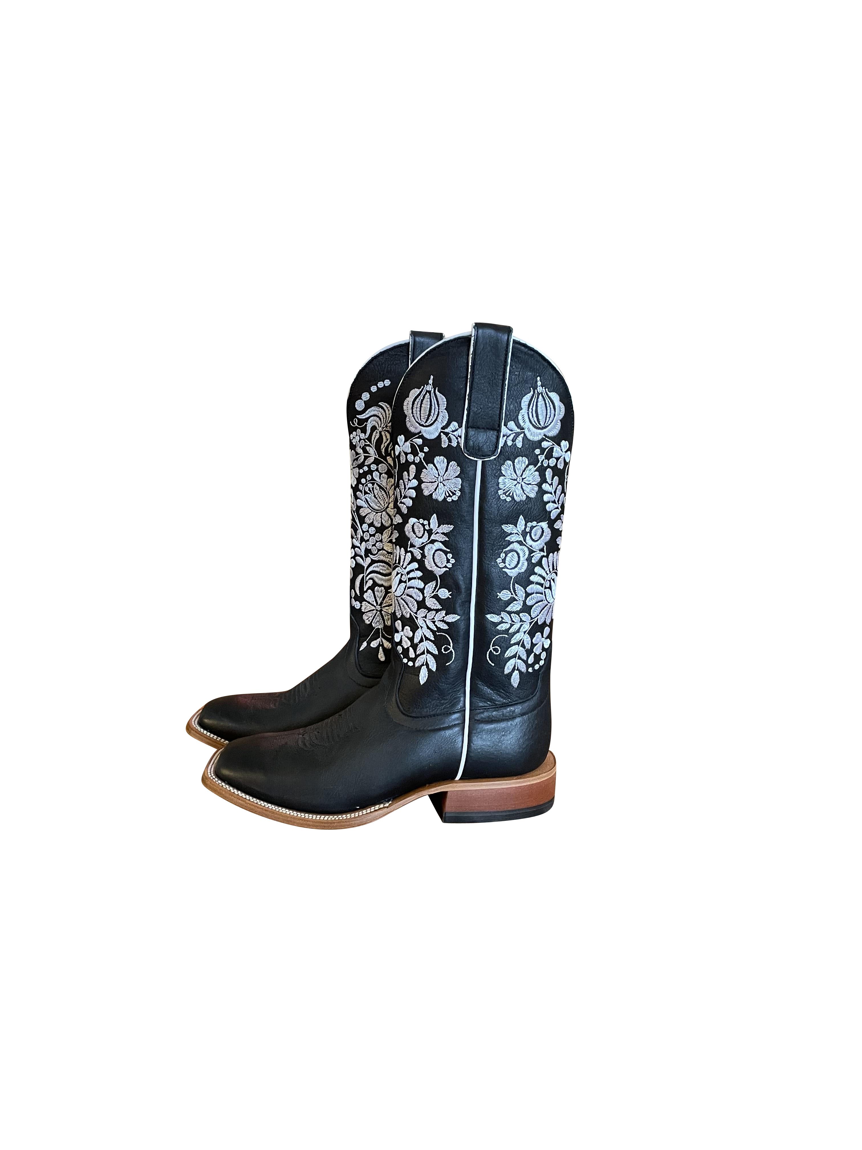 Stiefel MB Black and White